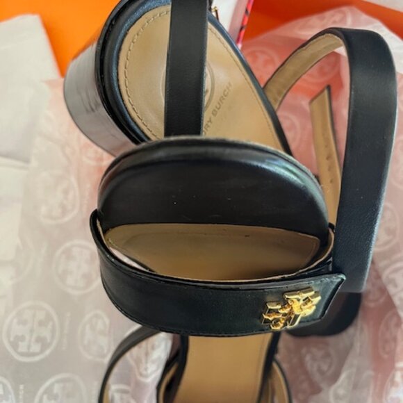 Tory Burch Women's Sandal - Picture 9 of 14